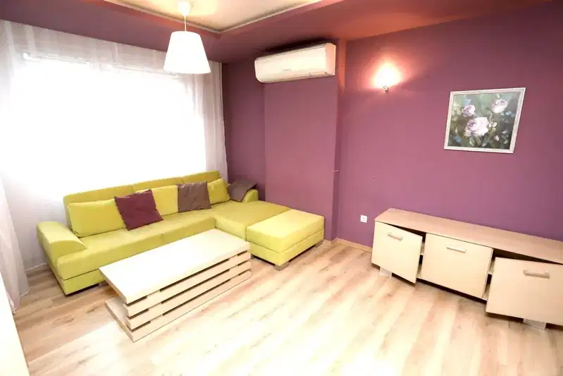 4-bedroom apartment in Sofiya, Krystova Vada