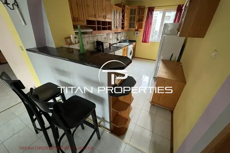 4-bedroom apartment in Burgas, Lazur
