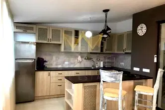 Многостаен апартамент във Варна, Левски 1