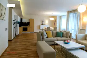Многостаен апартамент в София, Лозенец