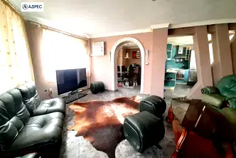 Многостаен апартамент в Русе, Родина 3