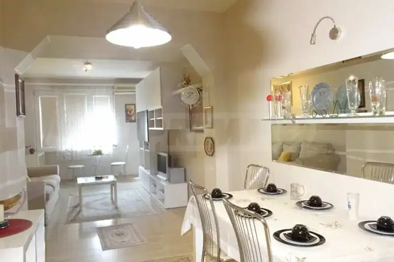 4-bedroom apartment in Varna, Vins-Cherven Ploshtad
