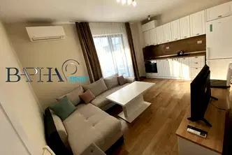 Двустаен апартамент в Кайсиева ина