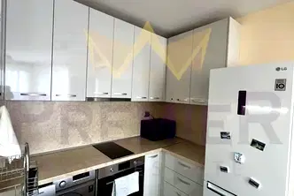 Двустаен апартамент в Кайсиева ина