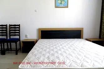 Двустаен апартамент в Студентски