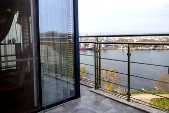 Луксозен 2-стаен апартамент с морска панорама в Аспарухово, Варна