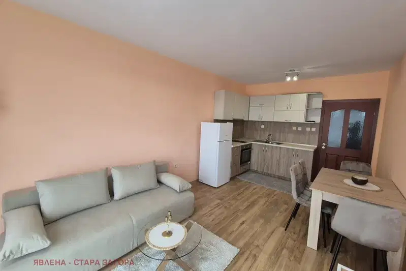 Двустаен апартамент в Стара Загора, Била