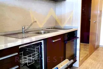 Двустаен апартамент във Варна, Бриз