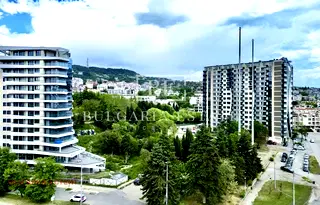 Двустаен апартамент във Варна, Бриз