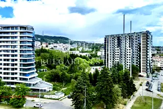 Двустаен апартамент във Варна, Бриз