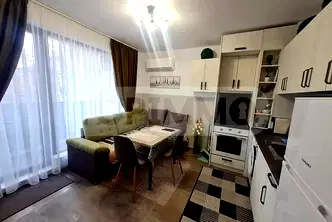 Двустаен апартамент във Варна, Център