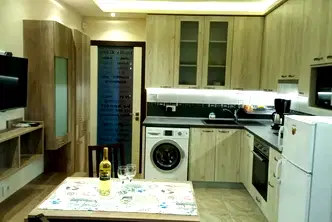 Двустаен апартамент във Варна, Център