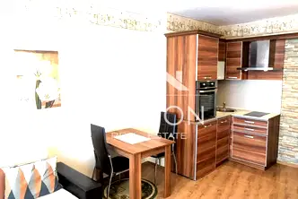 Двустаен апартамент във Варна, Център