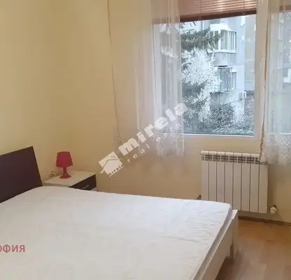Снимка 4 — Двустаен апартамент в София, Център