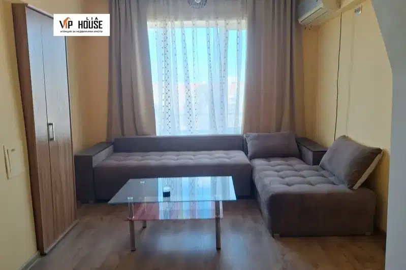 Двустаен апартамент в Пазарджик, Център