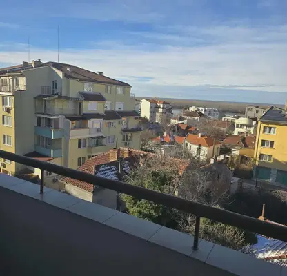 Снимка 2 — Двустаен апартамент в Русе, Център