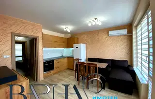 Двустаен апартамент с две тераси в Центъра на Варна