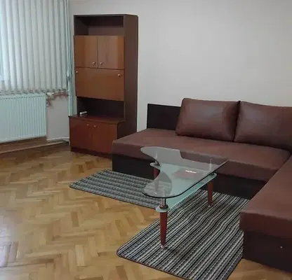 Снимка 3 — Двустаен апартамент в Русе, Център