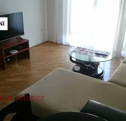 Снимка 3 — Двустаен апартамент с две тераси в Център, Варна до Операта