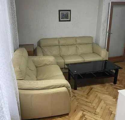 Снимка 4 — Двустаен апартамент в Кърджали, Център