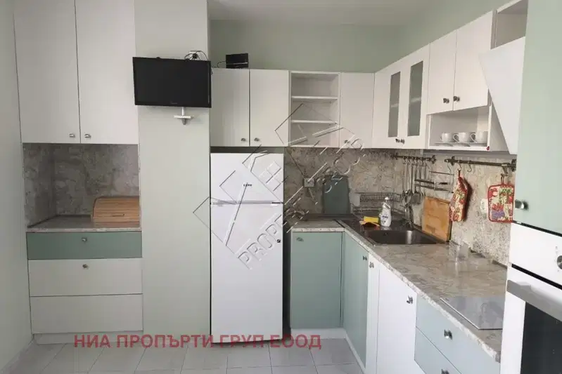 Двустаен апартамент в Бургас, Център