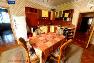 Двустаен апартамент във Велико Търново, Център
