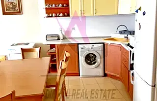 Двустаен апартамент във Варна, Център