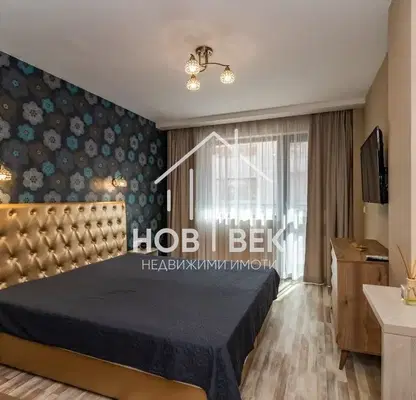 Снимка 5 — Двустаен апартамент във Варна, Център