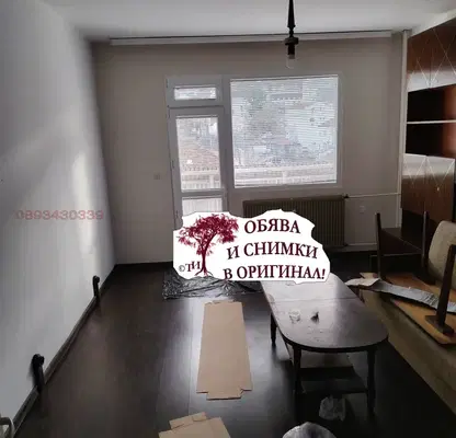 Снимка 3 — Двустаен апартамент в Шумен, Център