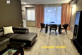 Двустаен апартамент в Пловдив, Център