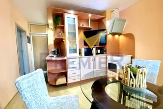 Тристаен апартамент с тераса в кв. Чайка, Варна