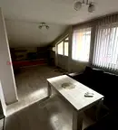 Двустаен апартамент в Хасково, Червена стена