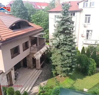 Снимка 3 — Двустаен апартамент в София, Докторски паметник