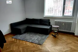 Двустаен апартамент в София, Гео Милев