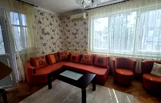 Двустаен апартамент в София, Гео Милев