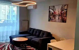 Двустаен апартамент в София, Изгрев