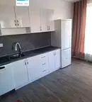 Двустаен апартамент в Перник, Изток