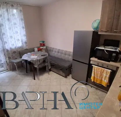 Снимка 3 — Двустаен апартамент във Варна, Колхозен пазар