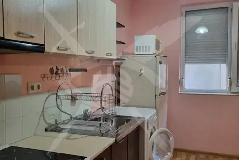 Двустаен апартамент във Варна, Колхозен пазар