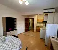 Снимка 2 — Двустаен апартамент с асансьор в Колхозен пазар, Варна