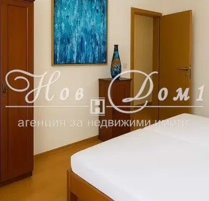 Снимка 5 — Двустаен апартамент във Варна, Левски 1