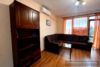 Двустаен апартамент във Варна, Левски 1
