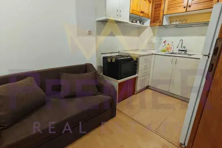 Двустаен апартамент във Варна, Левски 1