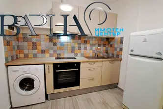 Двустаен апартамент с тераса в Левски, Варна
