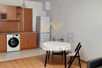 Двустаен апартамент във Варна, Лятно кино Тракия
