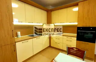 Двустаен апартамент във Варна, Лятно кино Тракия