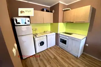 Двустаен апартамент с асансьор в Мараша, Пловдив