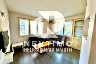 Двустаен апартамент с две тераси в Младежки Хълм, Пловдив