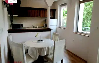Двустаен апартамент във Варна, Операта