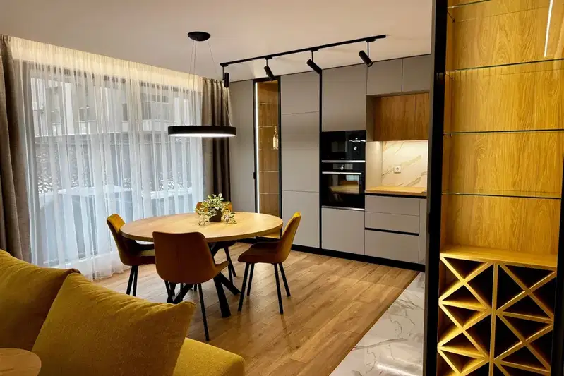 Luxury 2-room apartment with yard in Zapaden, Plovdiv